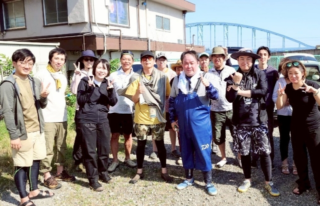 貸船